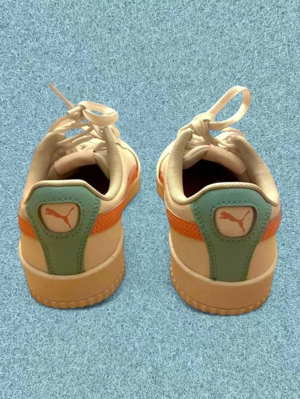 PUMA Carina Sneakers White & Pink